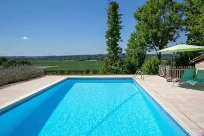 Image de Les Petits Champs - Quatre Chambres Villa, Couchages 8