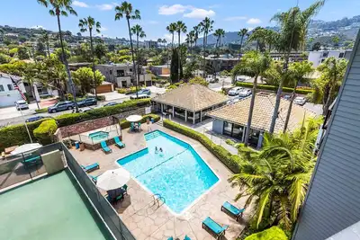 Image de Luxury La Jolla Shores Condo with Pool, Jacuzzi, Tennis Courts, Pickelball Court