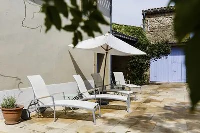 Image de Maison De L'Autan - Quatre Chambres Villa, Couchages 8
