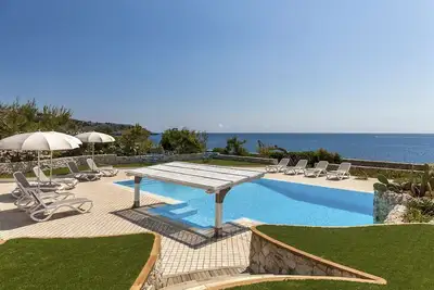 Image de Marsa Cortina - Cinq Chambres Villa, Couchages 10