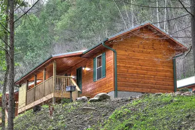 Image de Animal House: Secluded Cabin Only Minutes From Gatlinburg Strip