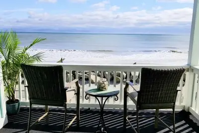 Image de Oceanfront Condo w/Breathtaking Views - Beach Access!