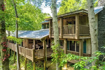 Image de Valentines View: Majestic Lodge with Awe-Inspiring Views