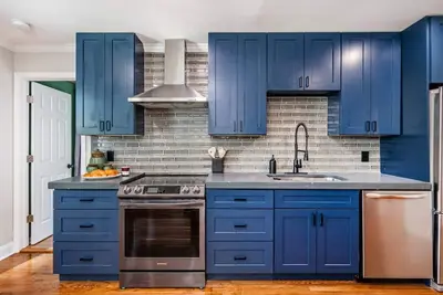 Image de The Cozy House on Rogers • In Quiet Ingleside Area