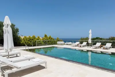 Image de Sea View Villas - Quatre Chambres Villa, Couchages 8