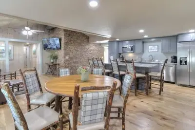 Image de CityBear: Situated In the Heart of Downtown Gatlinburg