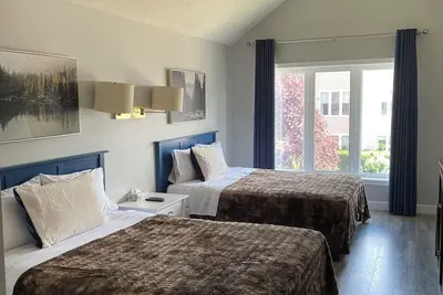 Image de Spacious Resort Studio in Collingwood - 9 Min from Blue Mountain!