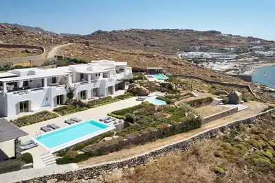 Image de Kyros Estate - Seize Chambres Villa, Couchages 32