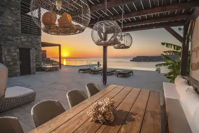 Villa Plaka Danae - Cinq Chambres Resort, Couchages 10