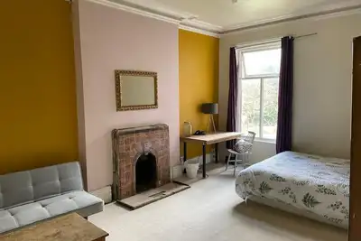 Image de Shabby Chic Mansion in Manchester with parking