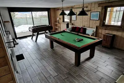 Image de Chalet cosy avec grande salle de jeux et jacuzzi
