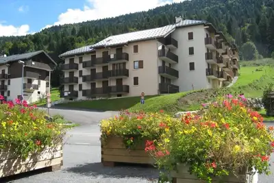 Image de Appartement chaleureux au pied des pistes et au coeur de Lélex