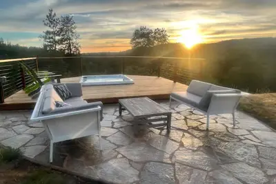 Dorstan Mountaintop Retreat