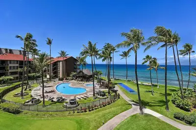 Papakea Penthouse - 3 Br ocean view 1 min walk to the beach! - No cleaning fee!