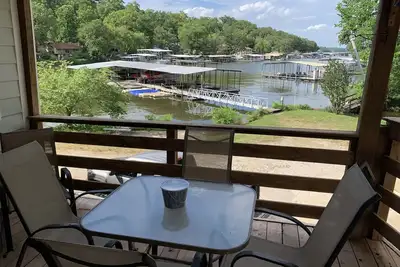 Image de Waterfront property perfect for a relaxing weekend or family get away