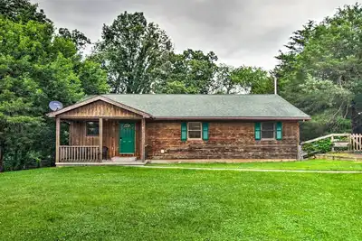 Image de Pet-Friendly Va Home ~ 30 Mi to Shenandoah Np