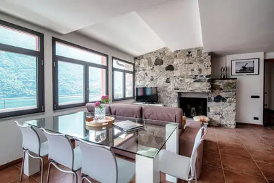 Image de Altido Splendid Flat w/2 Terraces & Lake View