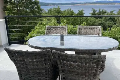 Image de Appartement de vacances avec terrasse et air conditionné