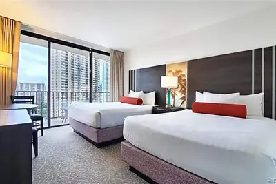 Fully modernized 11th floor studio at The Palms