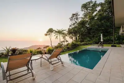 Image de Casa Montaña - Majestic Ocean Views at Dominical Hills