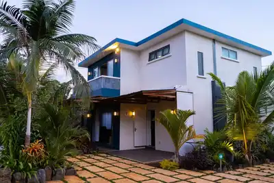 Image de New contemporary accommodation within 10 mins to the beach of Grand Baie