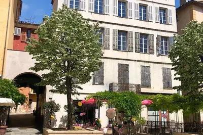 Image de Beautiful family apartment in the heart of Grasse