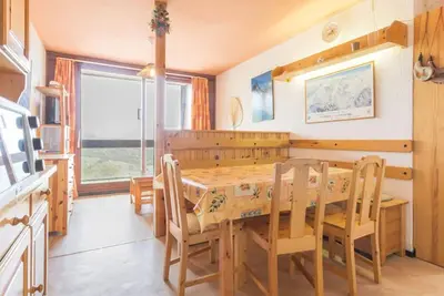 Image de Appartement Confort · Pied des Pistes · Piscine · 2 Balcons · Parking · Proximité Commerces