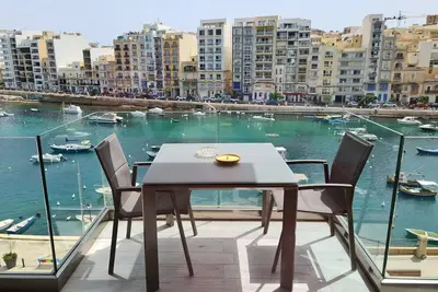 Image de Supreme Seafront 1 Bedroom Apartment in St. Julian's