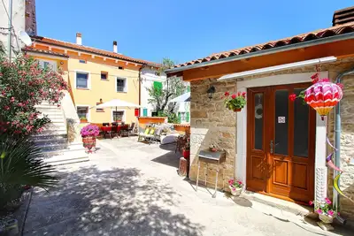 Image de Apartment 2180\/55870 (Istria - Krnica), 2500m from the beach