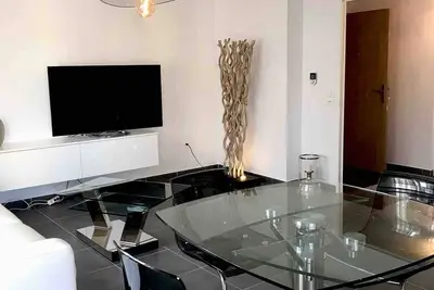 Image de Logement entier, appartement Ă 5 minutes de la plage.