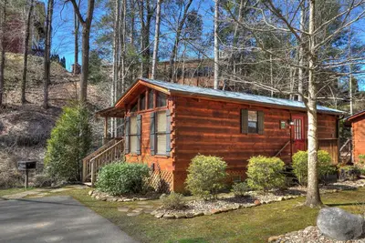 Image de Sycamore: Cozy Cabin atop a Mountain Stream and only Minutes from Downtown Gatlinburg