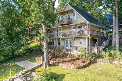Image de Lakefront Home w/ Entertainment Space & Dock!