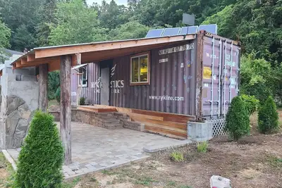 Image de Escape to the Nc Mountainside and stay in this unique Container home