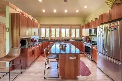 Image de Captivating Cabana – Luxury home, Boat Slip, Golf Cart, Pool, Pickleball, & Club