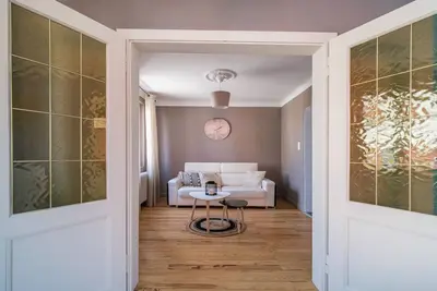Image de Superbe appartement avec terrasse rénové