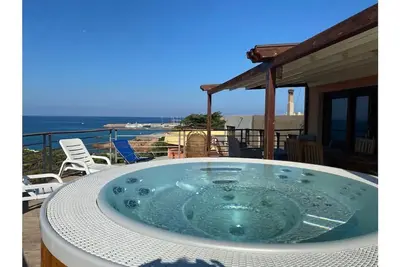 Image de Penthouse By The Sea