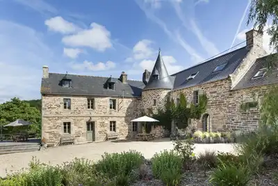 Image de Manoir De Kervegat - Sept Chambres, Couchages 15