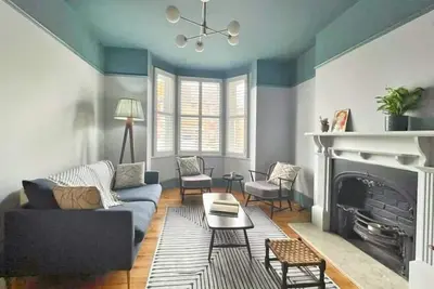 Image de Beautiful Broadstairs house with parking, cinema room and pool table