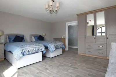 Image de Suite-Prestige-Douche-Vue sur la campagne-Ground floor suite