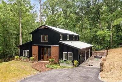 Image de Paddle Creek Retreat!