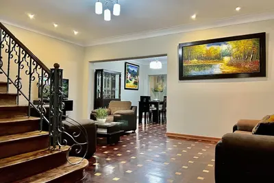Image de Beautiful 3 bedrooms 3. 5 baths house in a great area of Miraflores - Lima