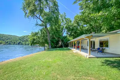 Image de The White River at your doorstep with New private dock
