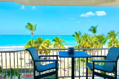 Image de Beachfront 3-bedroom Isla Verde Walk 2 eat