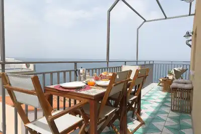 Image de Appartement de vacances Cefalù pour 1 - 6 personnes avec 3 chambres à coucher - Appartement de vacan