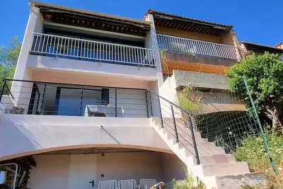 Image de Joli appartement pour 6 personnes avec Wifi, Tv, terrasse et parking