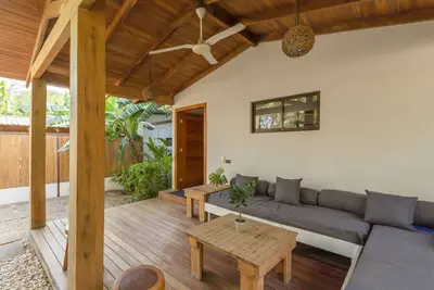 Image de Casa Palma - Casa Palma - Two Bedroom House with Private Parking on main road