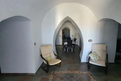 Image de Chalet Cueva de Manuel avec vue sur les montagnes, jardin et bain à remous