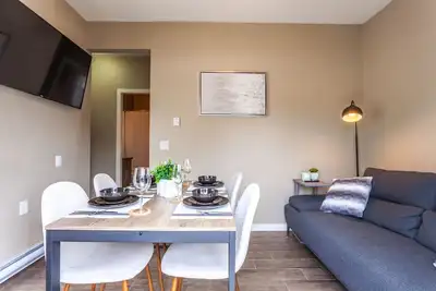 Image de Downtown Central 2bedroom 2Bathroom Home