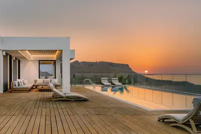 Image de Unique Architecture, Sea view, 5* Luxury Amenities