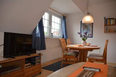 Image de Spacious 3-room vacation apartment near the harbor & west beach